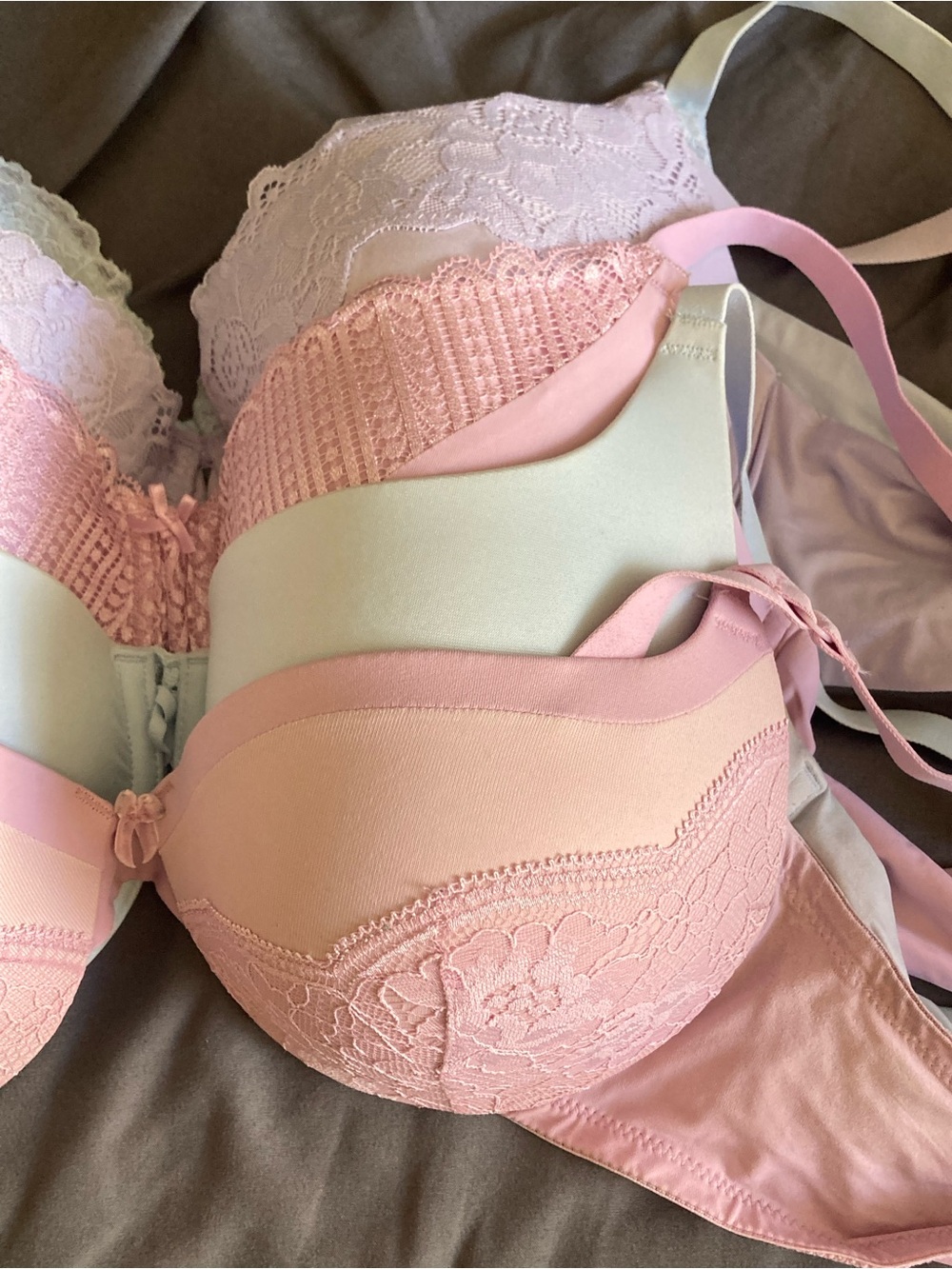 Lot of 5 Various Maidenform bras 38B